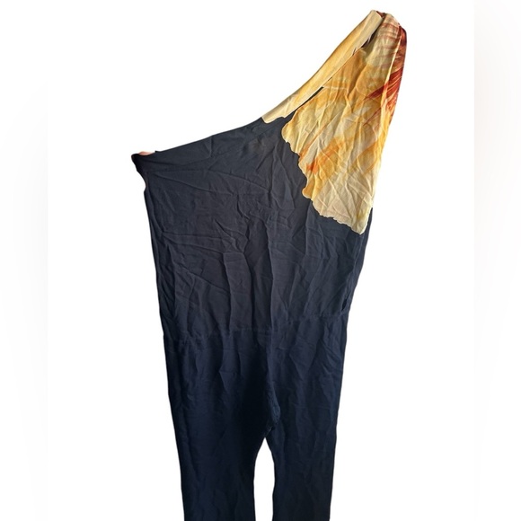 Ramona La Rue Black and Flower Print One Shoulder Tie Waist Jumpsuit Size XS - Picture 5 of 8